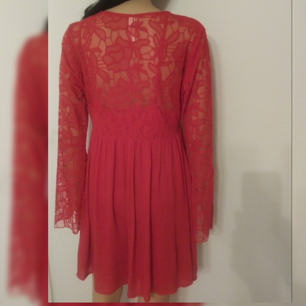 PEPPERMINT LACE DRESS - Picture 3 of 5